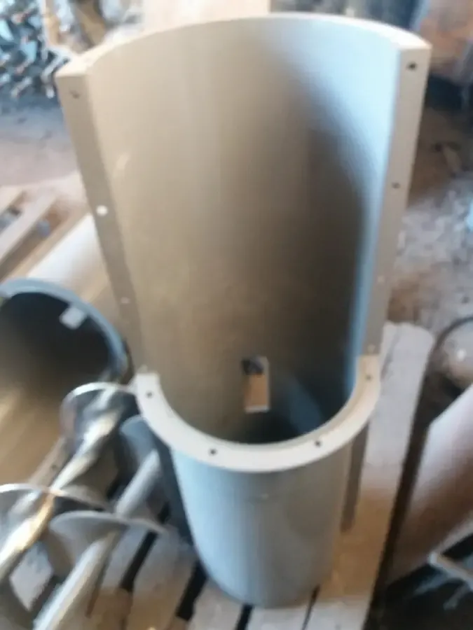 Кожух шнека бункера нижний 199006A2,Верхний  1321560C2 .