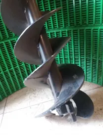 Шнек загрузки бункера джон дир AH230013.