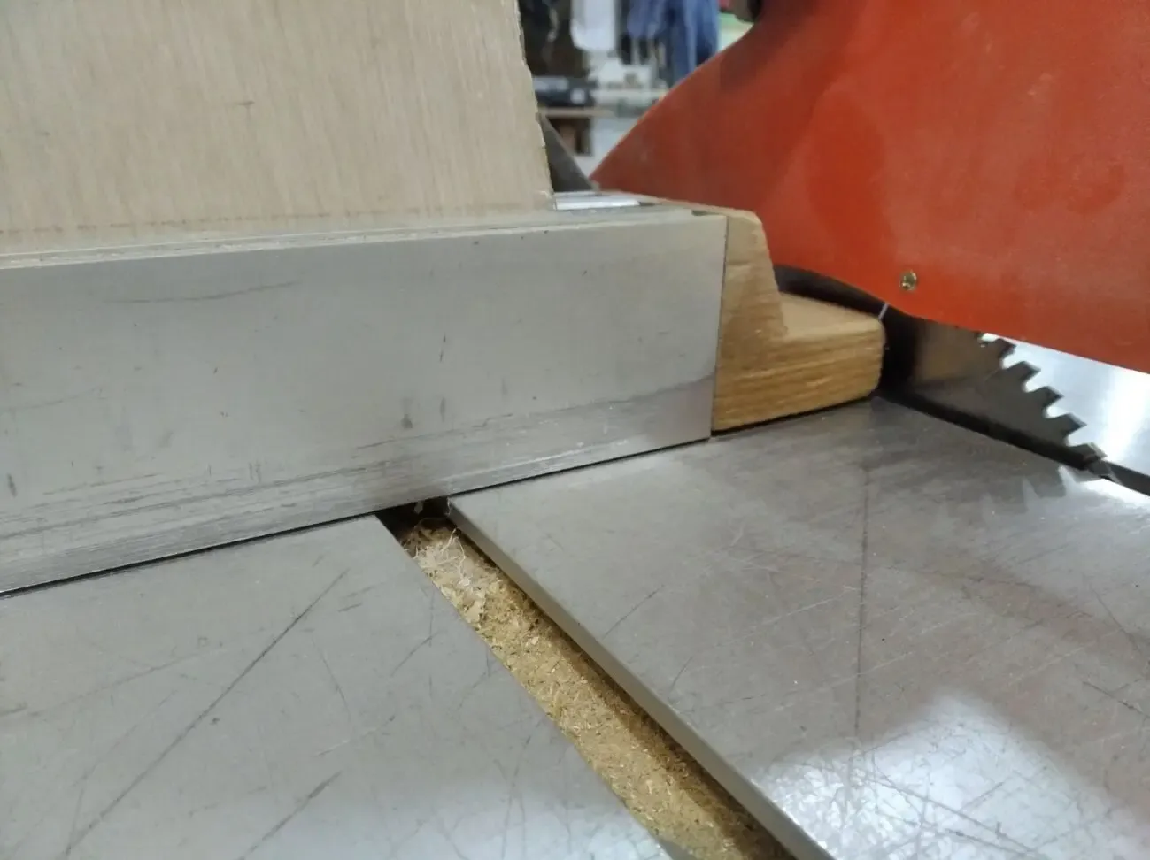 Форматно-раскроечный станок Lazzarri Tema3200 2