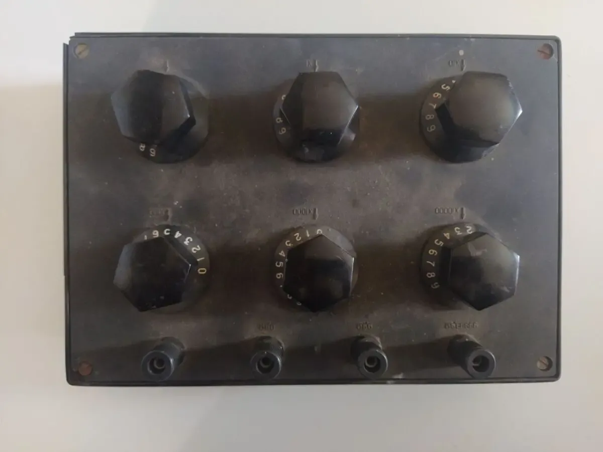 Р 33 магазин сопротивления измерительный МСР-60М