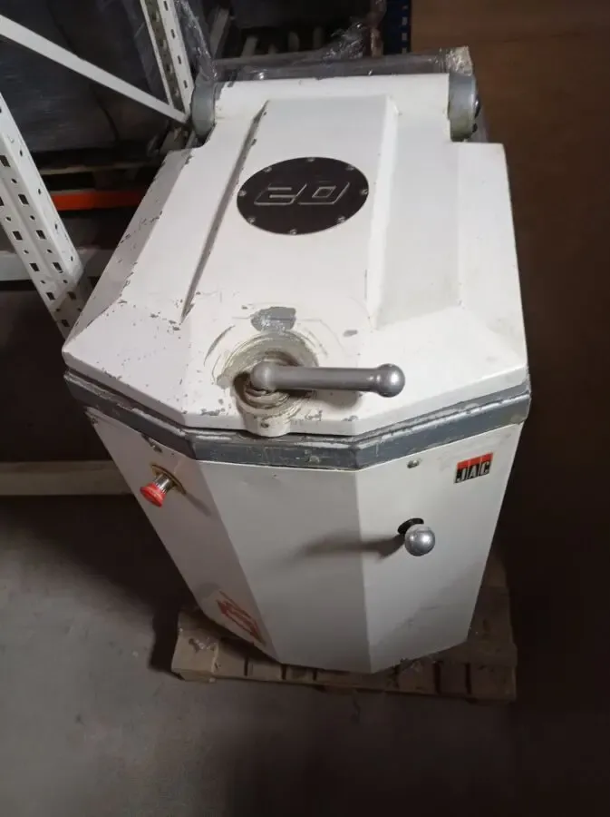 Тестоделитель JAC Div 20 3