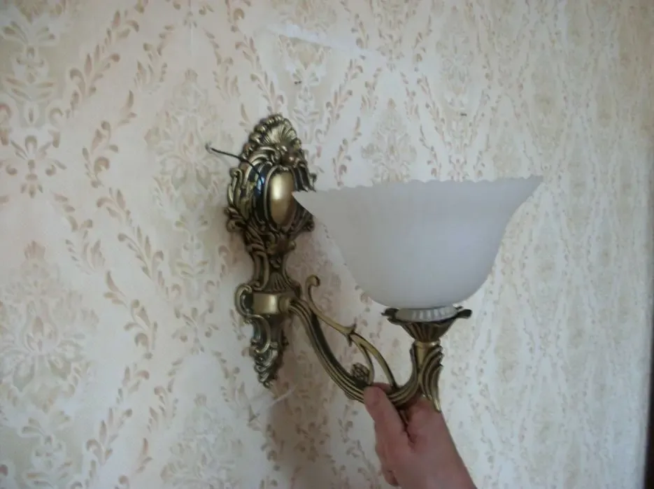 Продается бра светильник,гирлянды,вазы ,кувшин с кружками. Кривой Рог