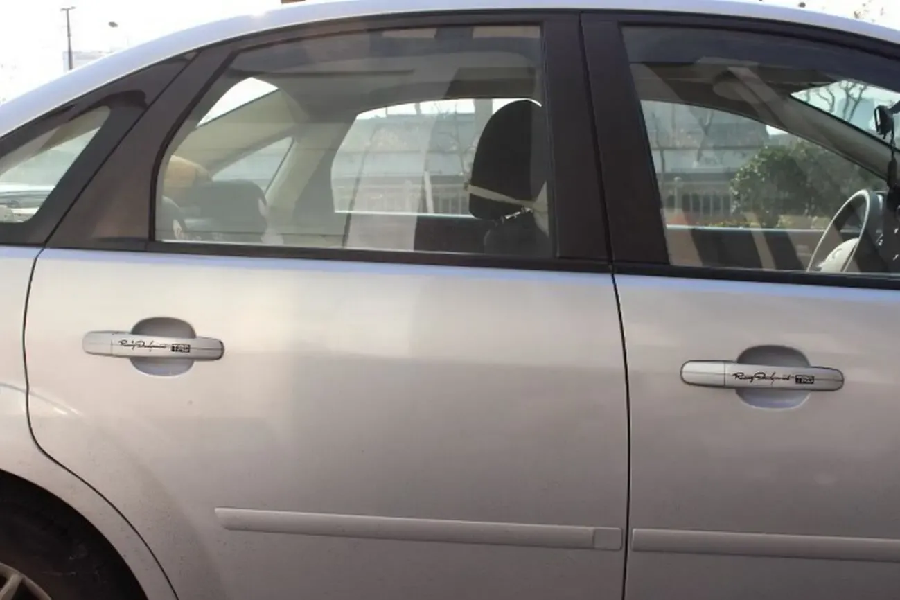 Наклейки на ручки 4 штуки Черная 6