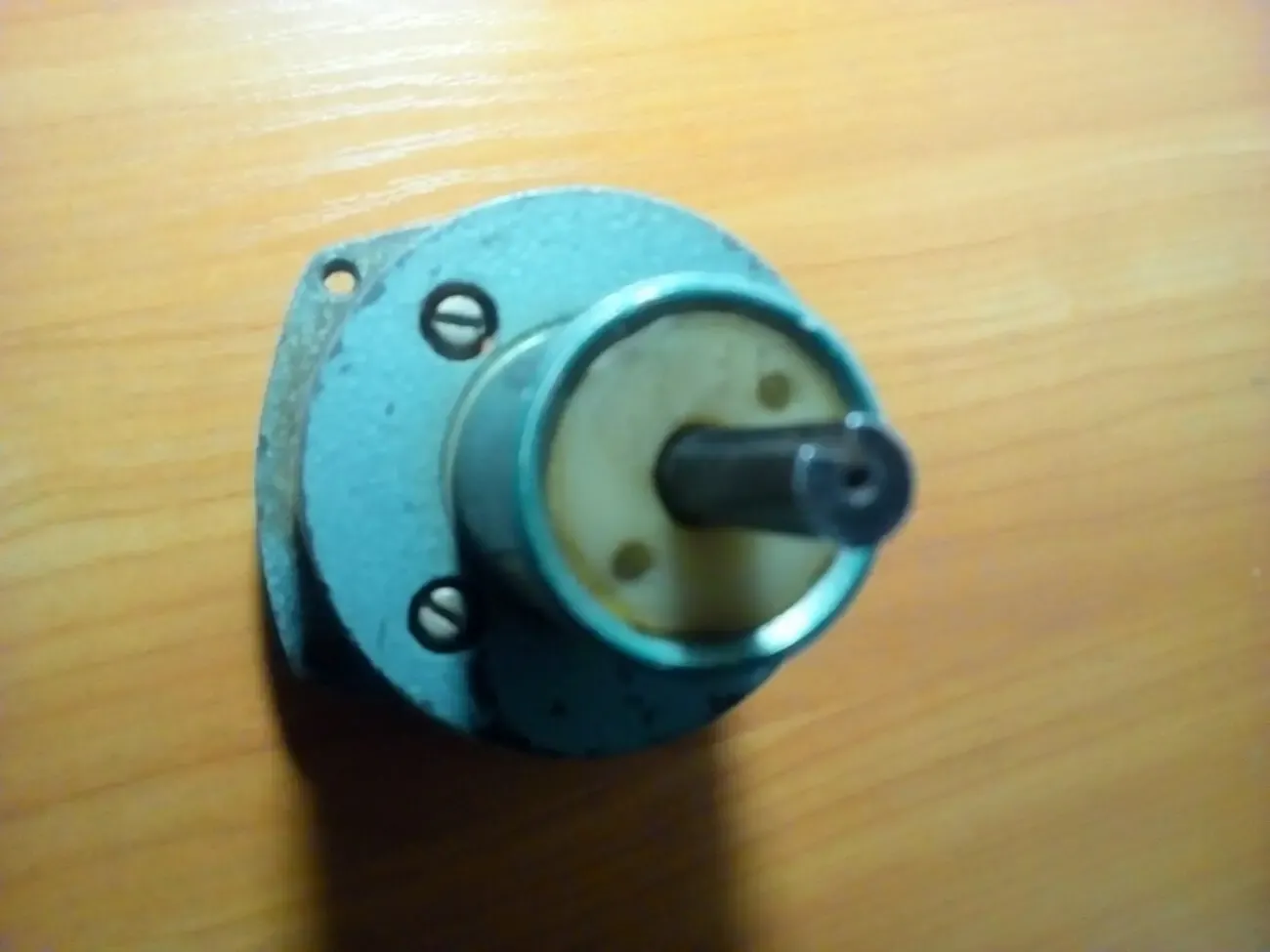 Магнитоиндукционный тахометр 8 ТМ0.5-0 10