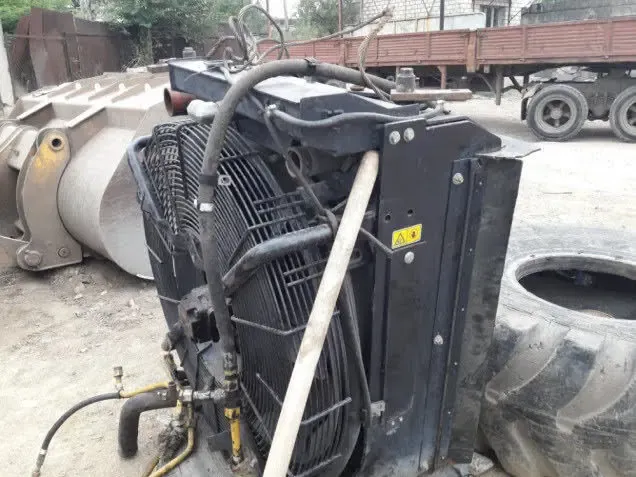 Радиатор на погрузчик Caterpillar 938.