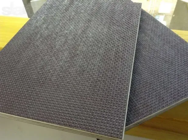 Фанера ламинированная транспортная 3