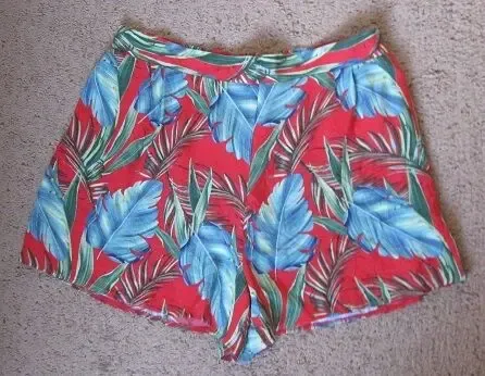 Шорты вискоза красные в принт George 6