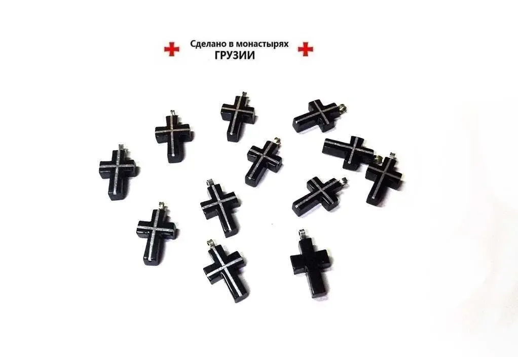 Крест из гагата с серебром