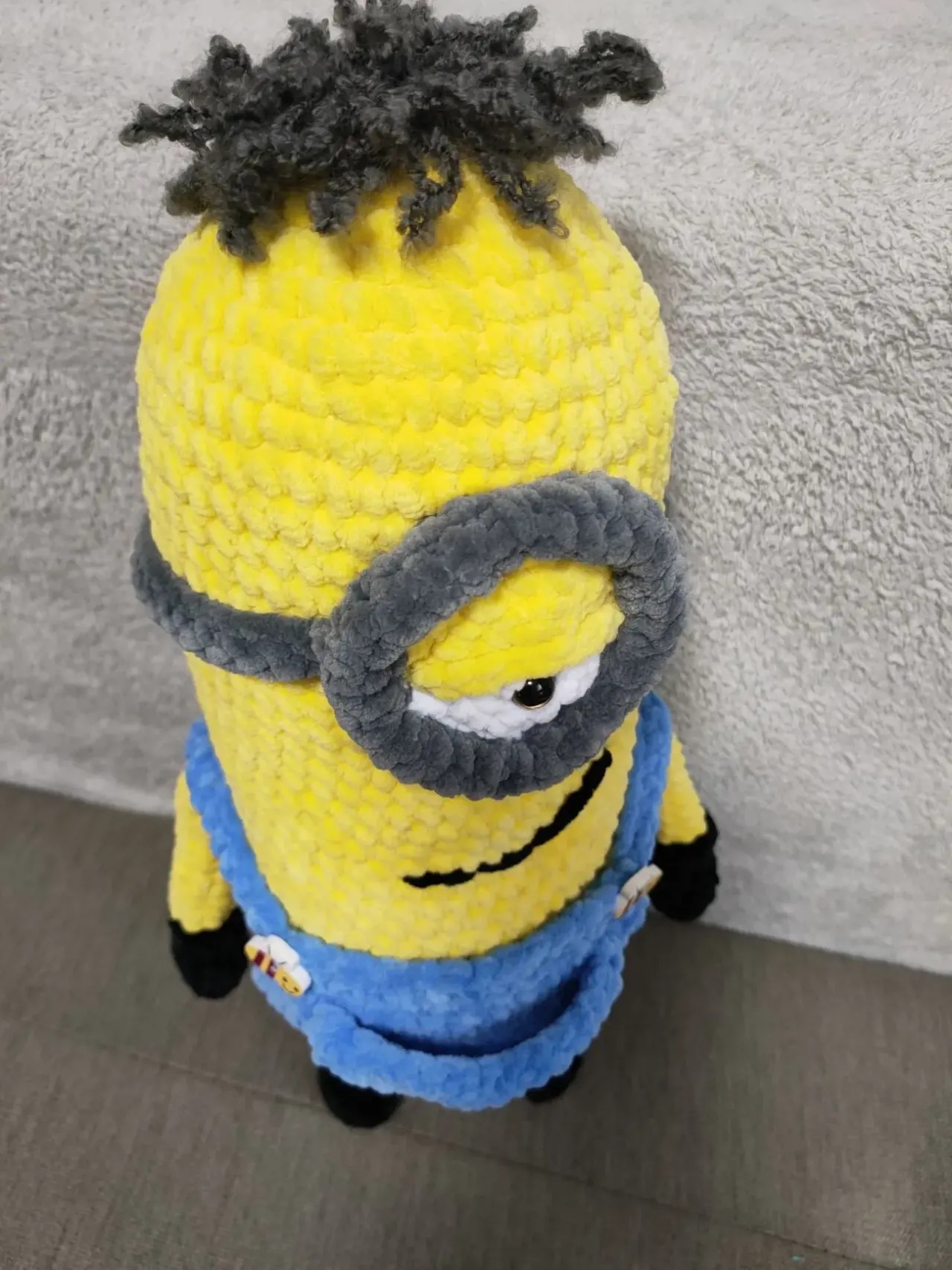 міньон Боб  із мультфільма Гадкий я плюшева вязана іграшка  33см 3