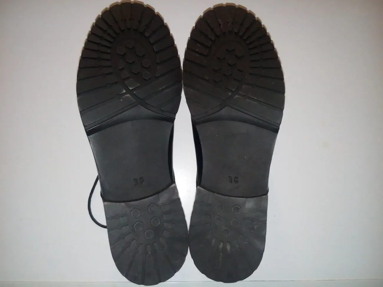 Туфли женские черные классика. 9