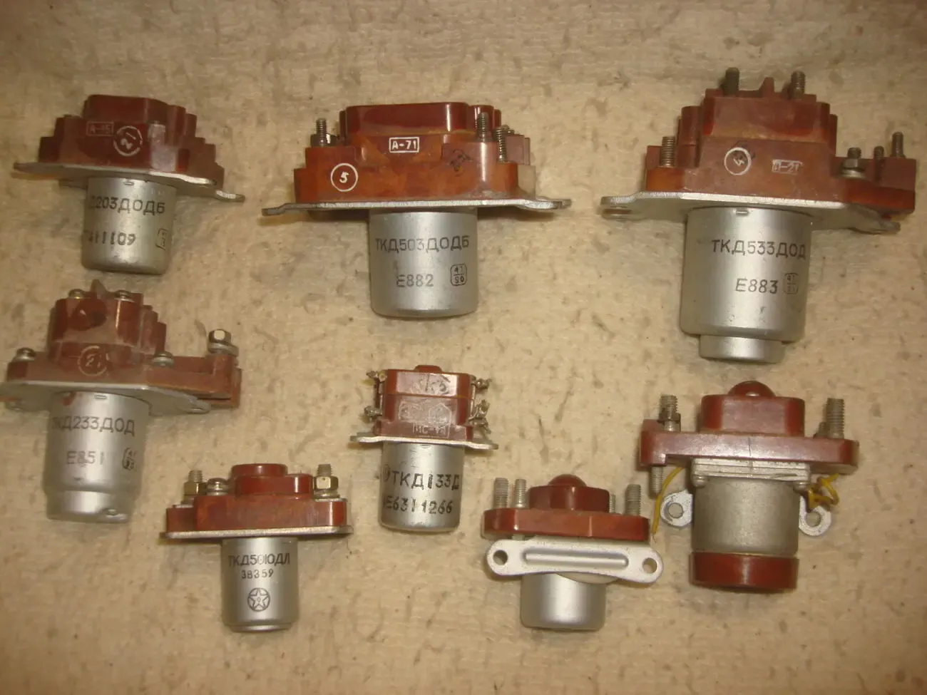 часть запасная   контакторы  ТКЕ  ТКД РНЕ   КНЕ 10
