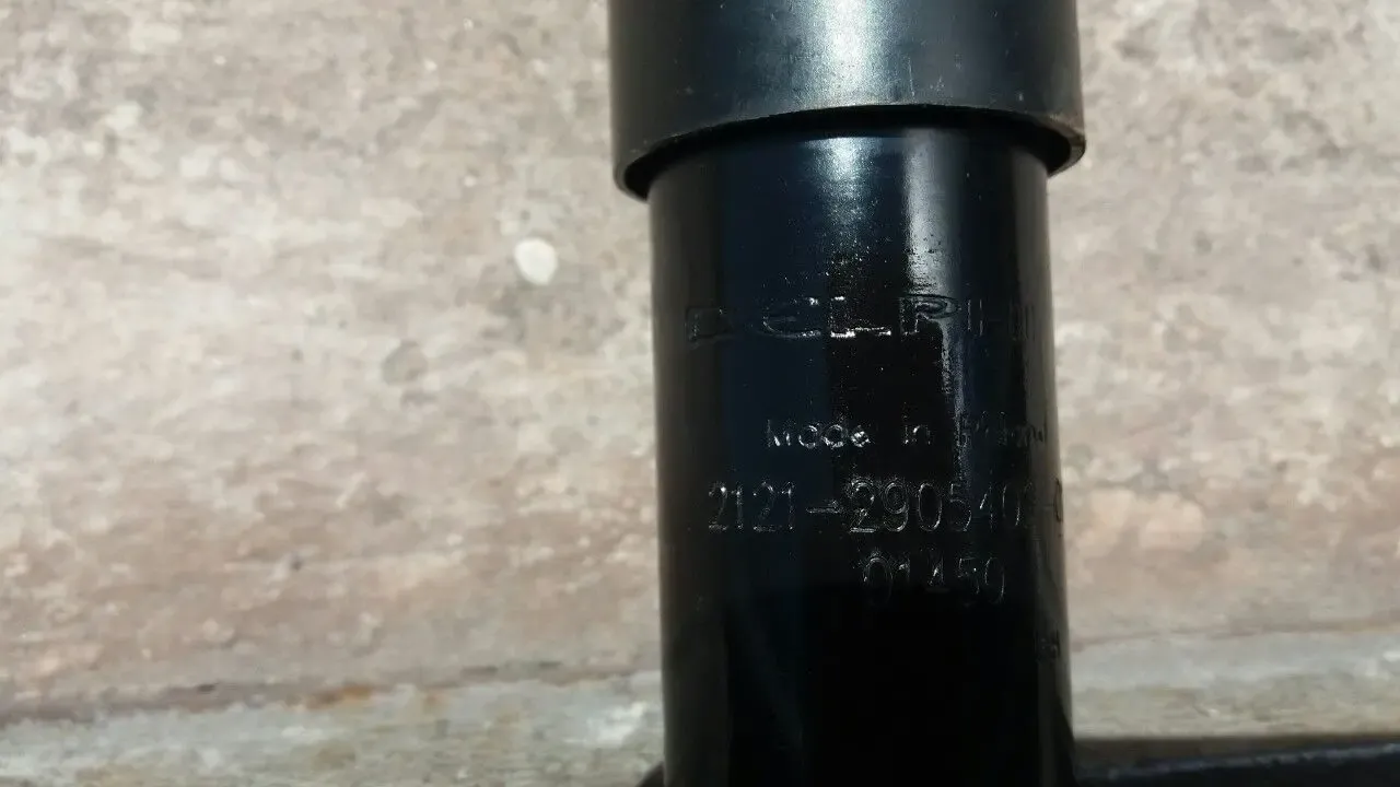 Новые запчасти на ВАЗ - 2121 4