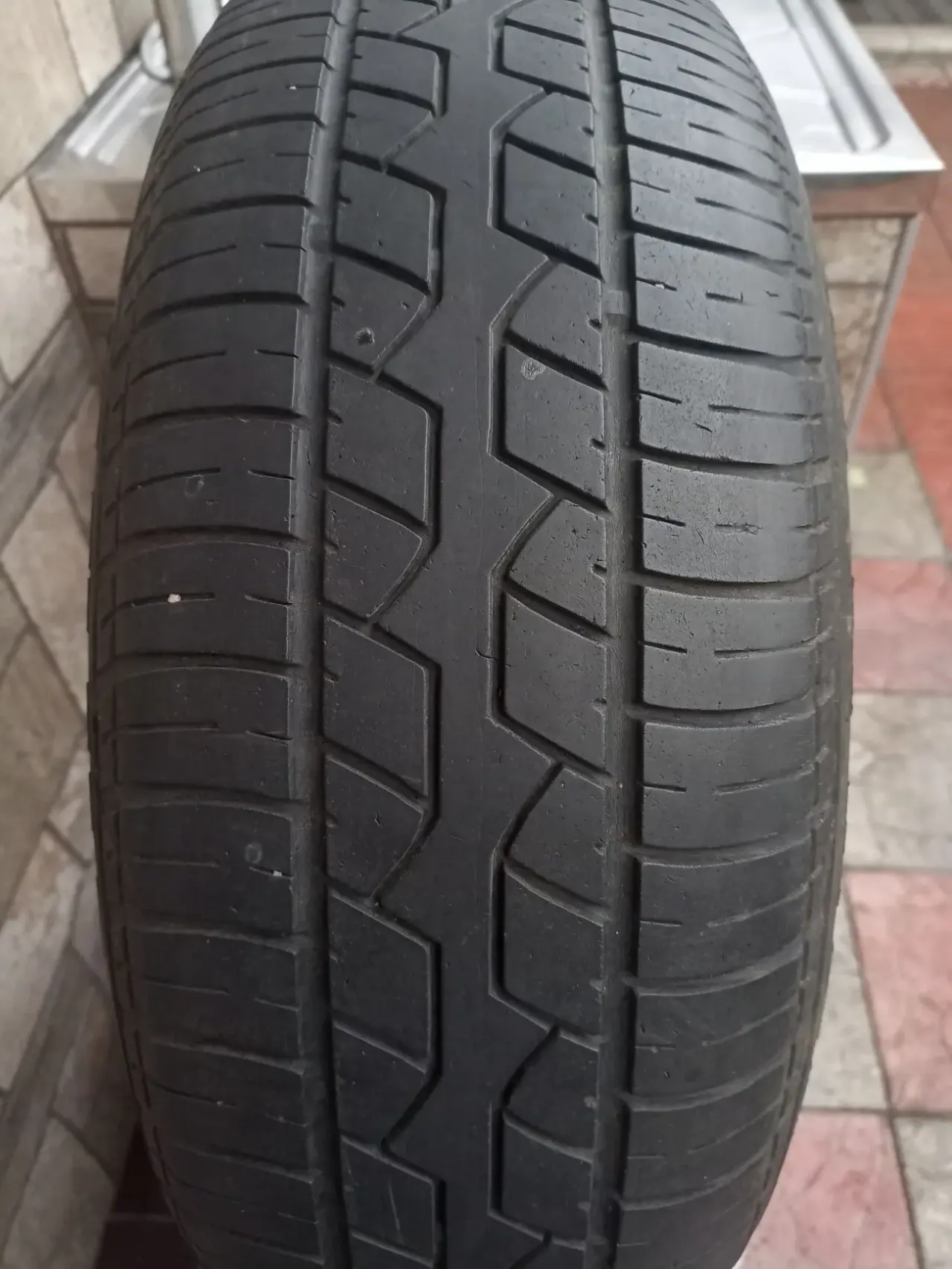 Скат, шини ОПЕЛЬ 6