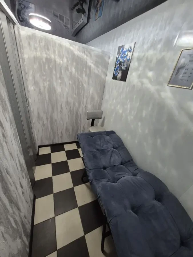 Аренда парикмахерского кресла/кератин/маникюр/педикюр/ресницы/брови 10