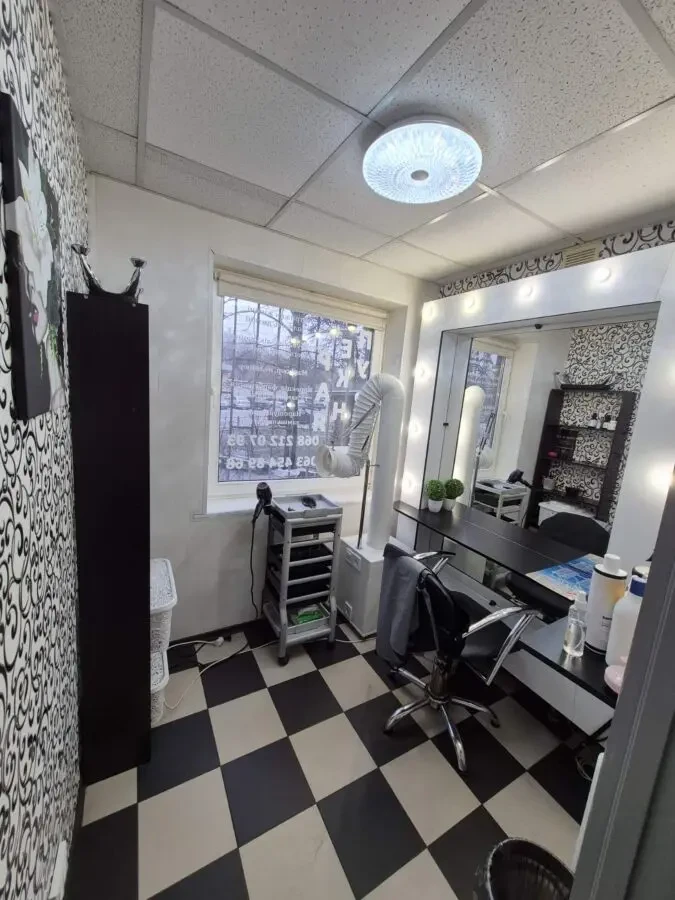 Аренда парикмахерского кресла/кератин/маникюр/педикюр/ресницы/брови 7