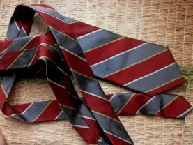 Галстук  оригинальный 100% Silk