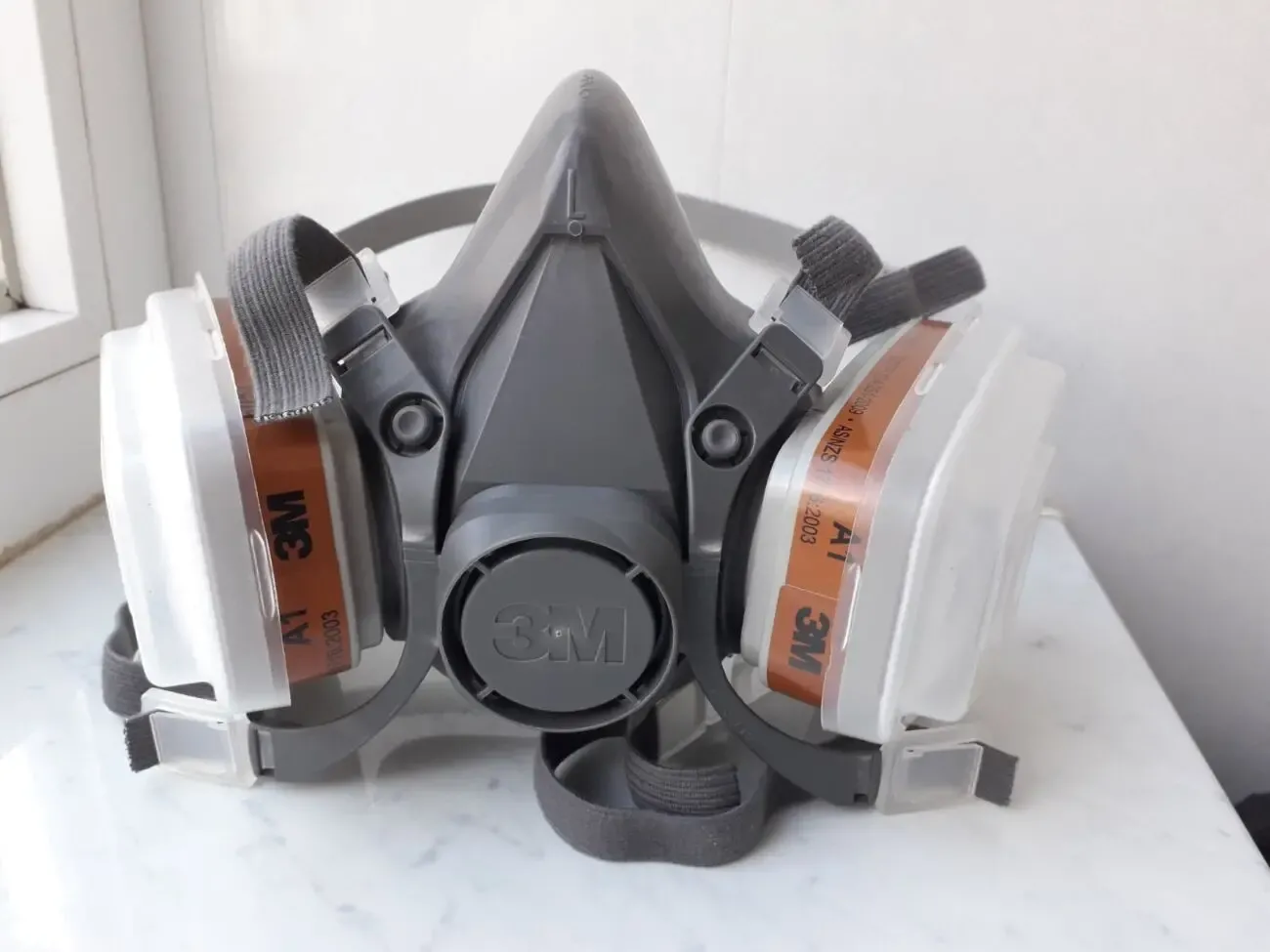 Полумаска 3М серии 6200. США, Канада.