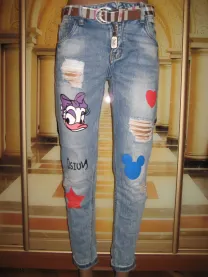 Женские рваные джинсы с принтом S 42 размер