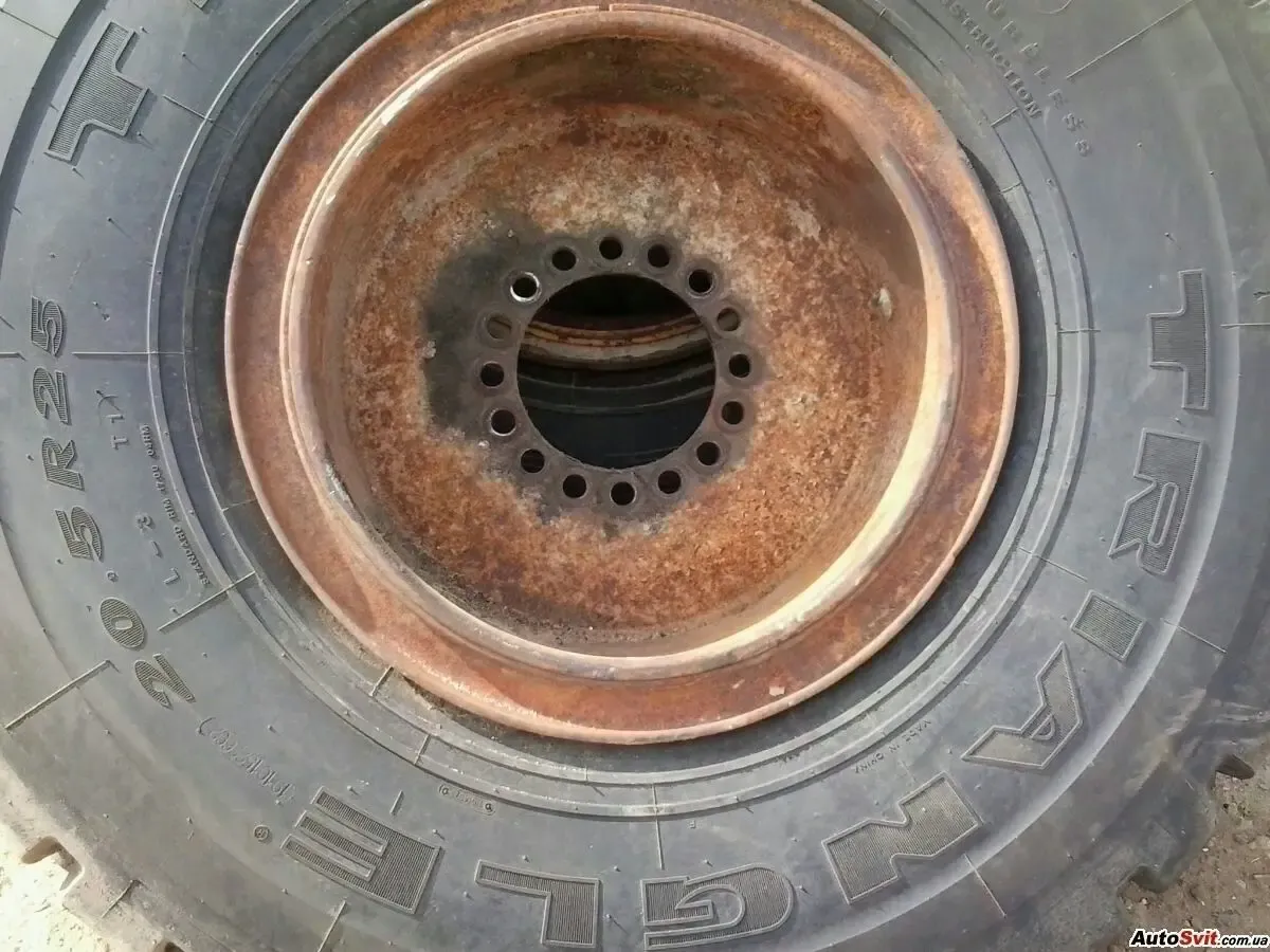 Фронтальные погрузчики.Николаев. 5