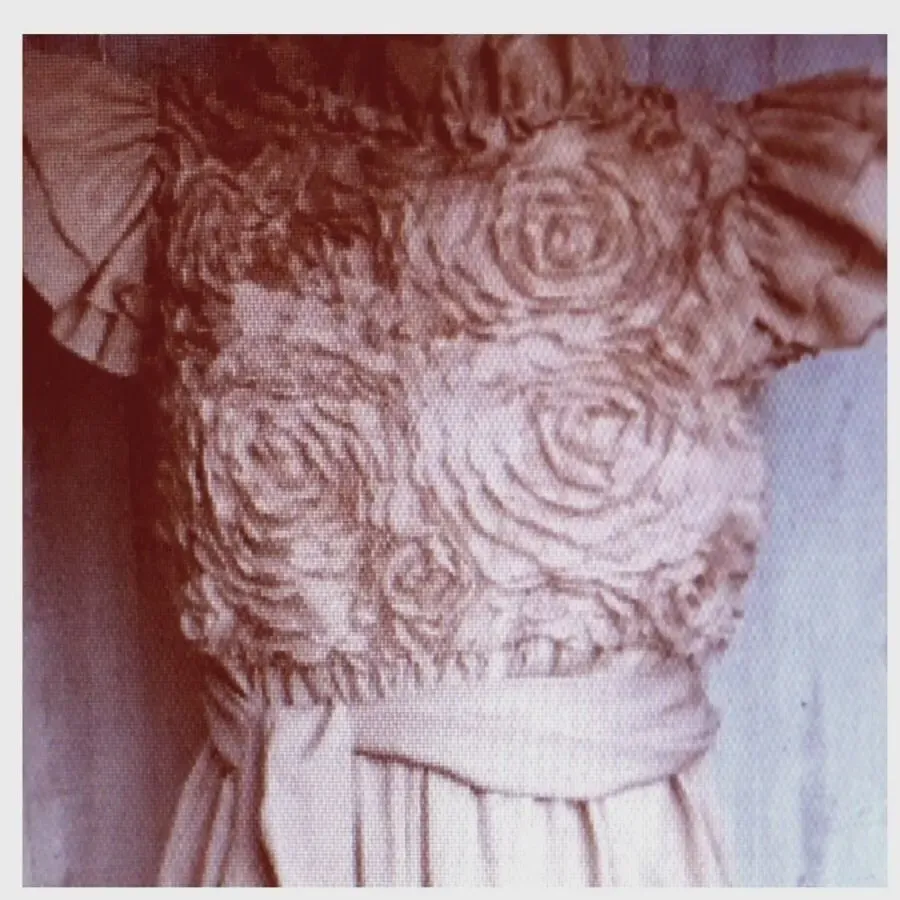 Платье караловое фирмы Киры Пластинина