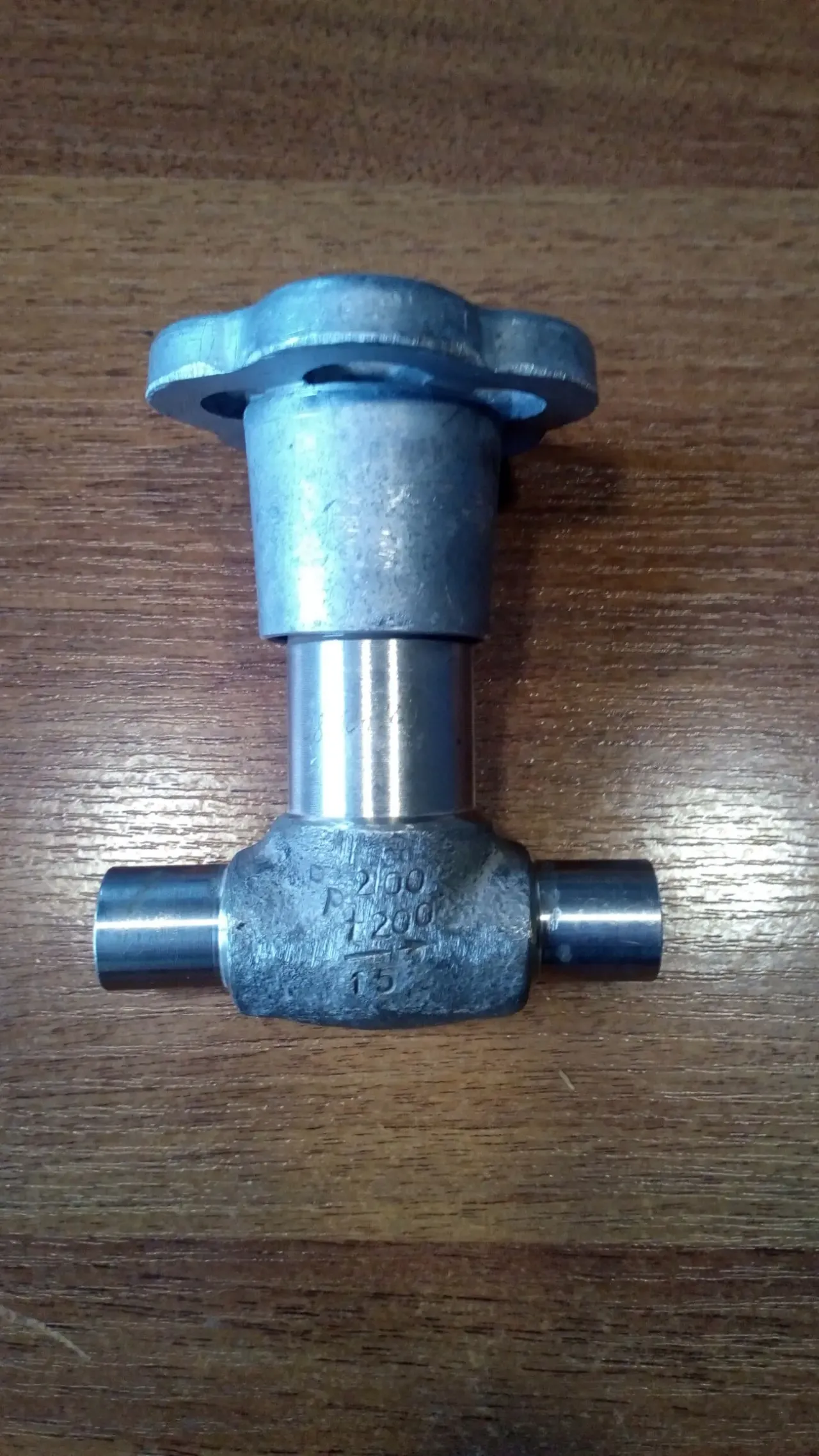 Клапан запорный проходной С21152-015 (08Х18Н10Т) Ду15 Ру 200 2