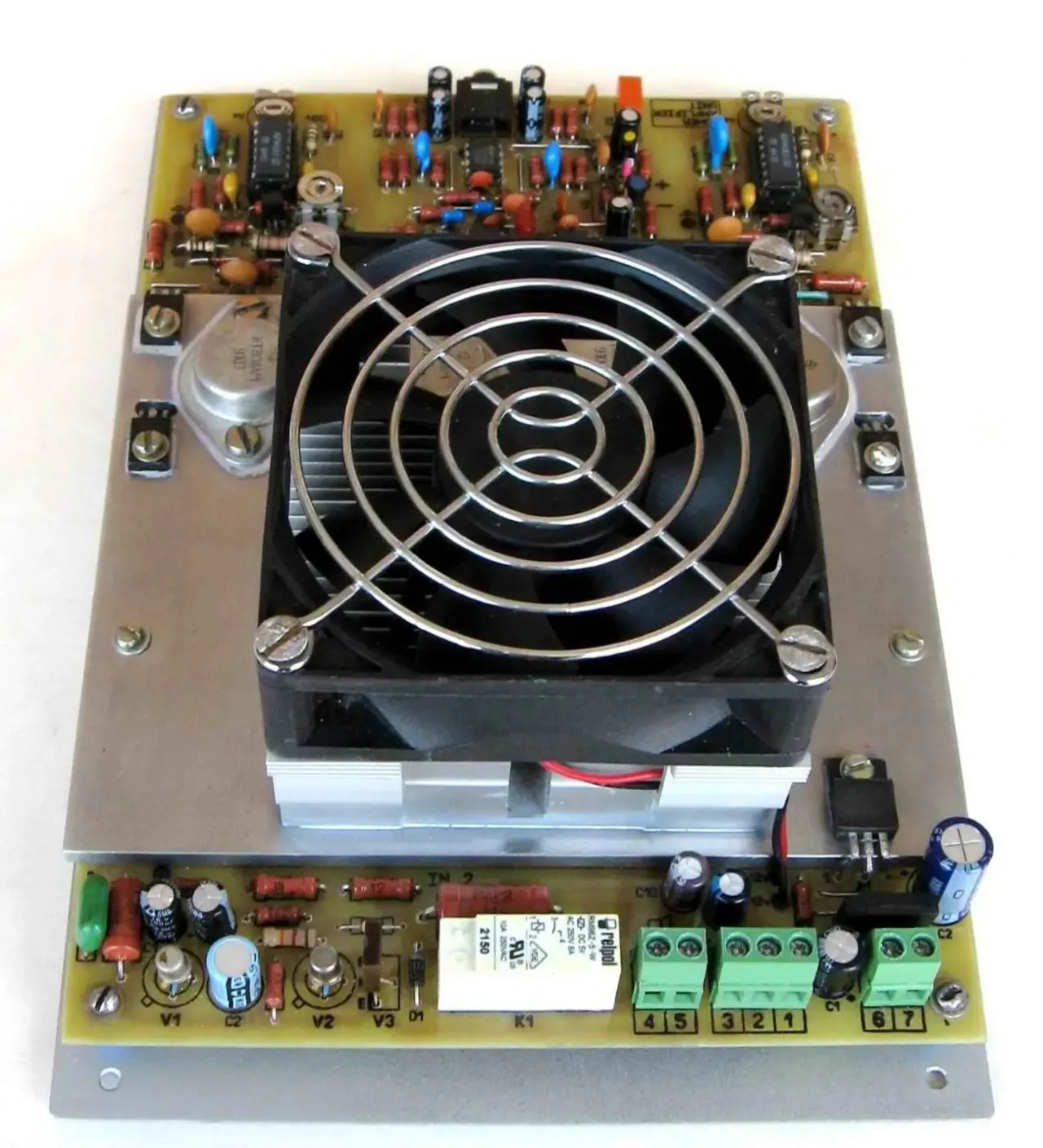 Усилитель мощности (блок унч) 160 вт для сабвуфера 4