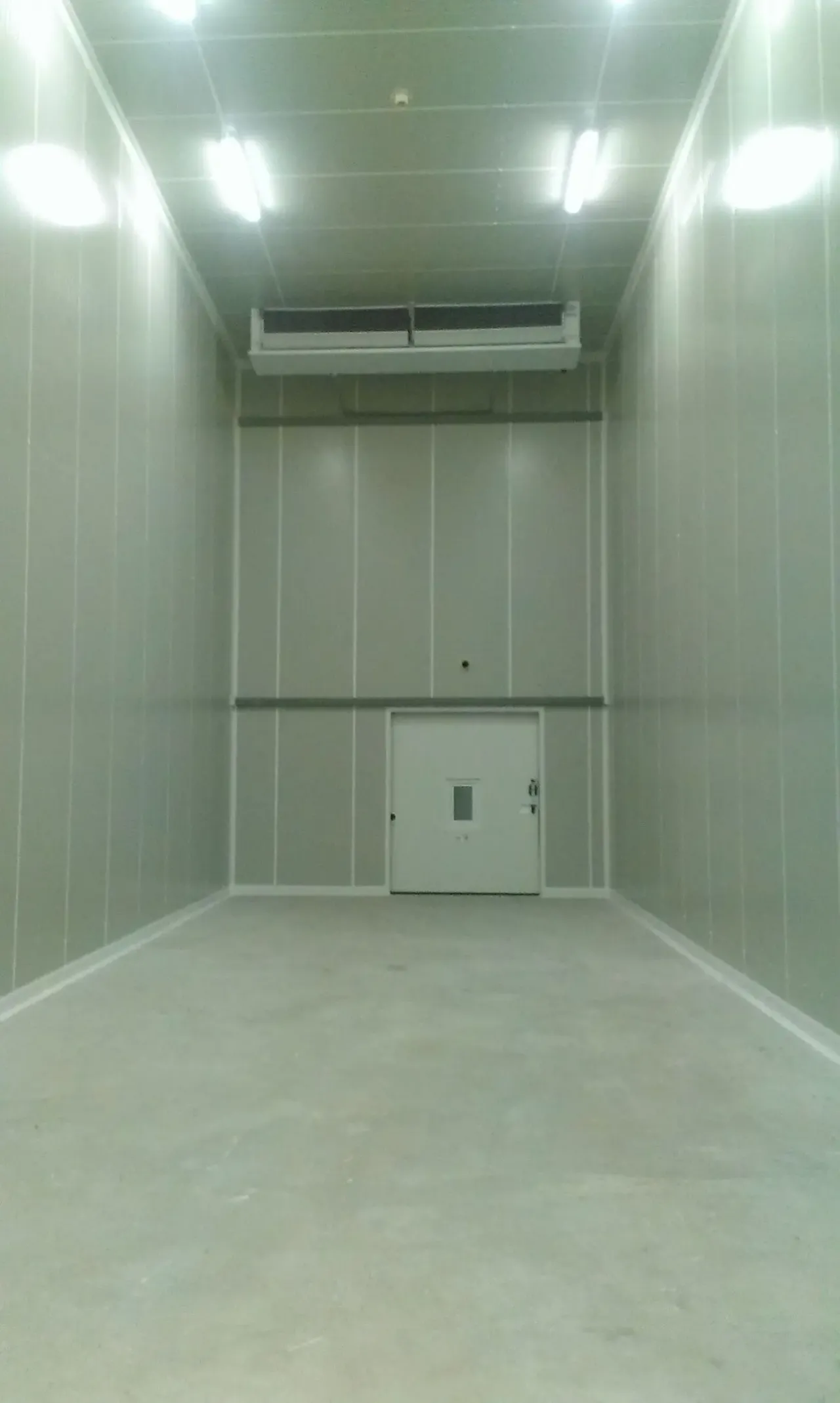 сендвіч панелі, холодильні камери, РГС, фруктосховища . . 2