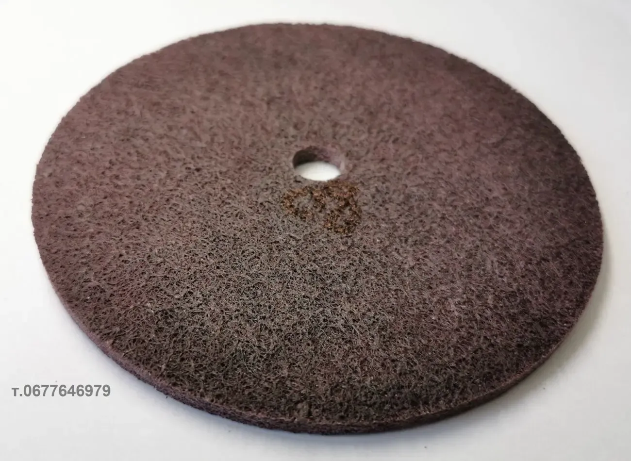 Круг скотчбрайт прессованный MFW 600 125х6х14 на болгарку 2