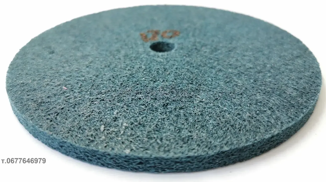 Круг скотчбрайт прессованный MFW 600 125х6х14 на болгарку 5