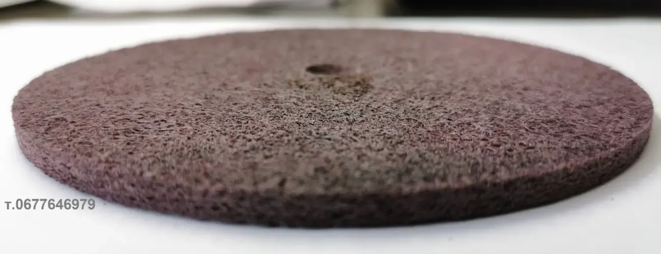 Круг скотчбрайт прессованный MFW 600 125х6х14 на болгарку 3