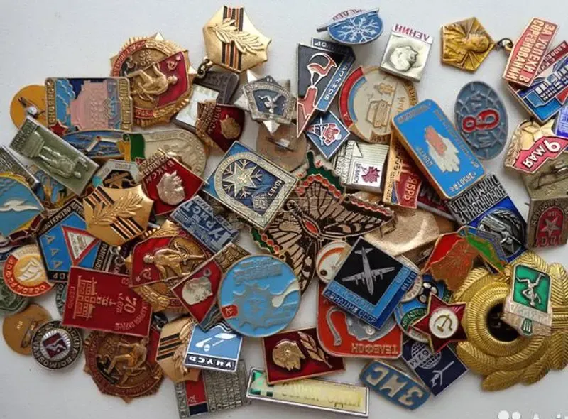 Куплю значки для колекції