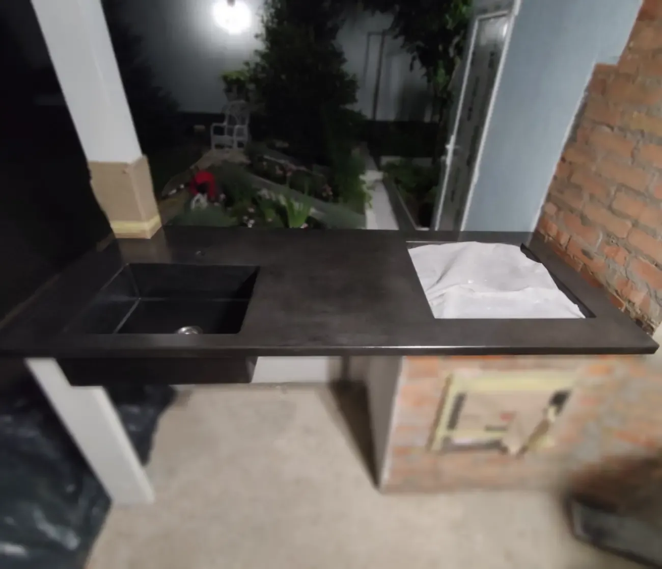 Столешница из бетона кухня барная стойка остров стол барбекю купить 4