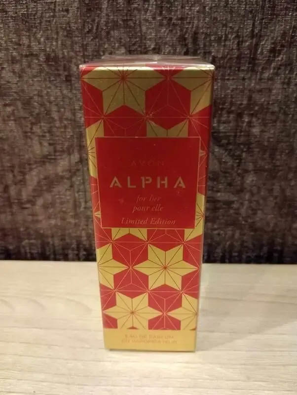 Парфюмированная вода Avon Alpha
