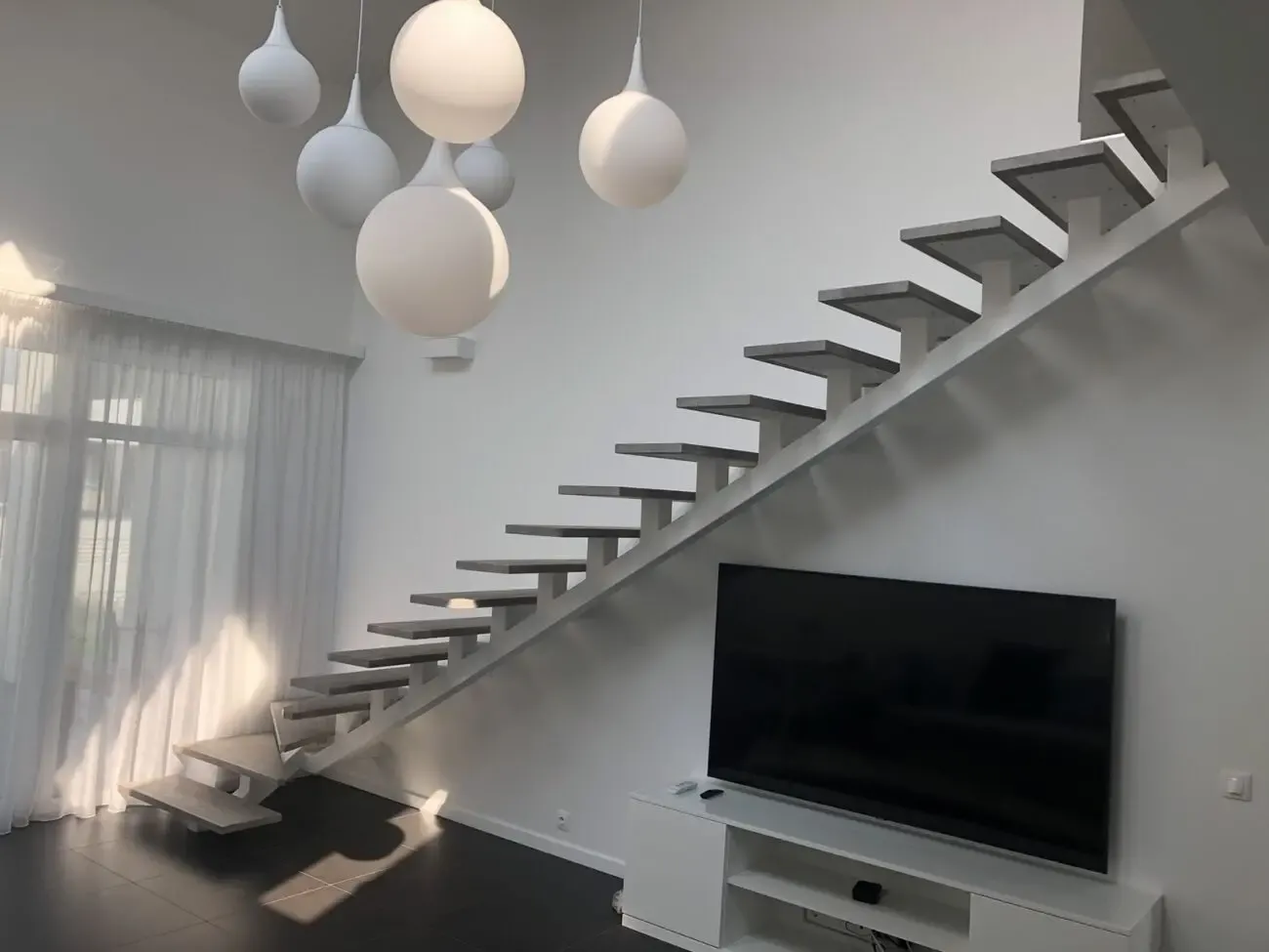 Лестница в дом на центральном косоуре 3