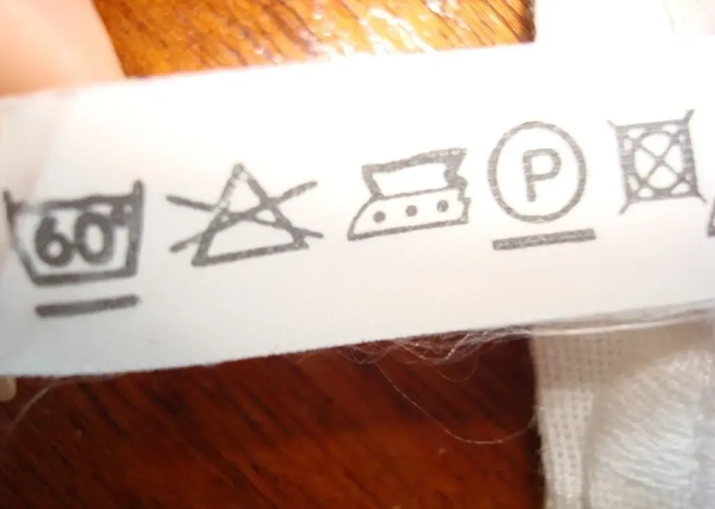 Хлопковая 76*75 см красивая скатерть белая вышитая в ручную крестиком 8