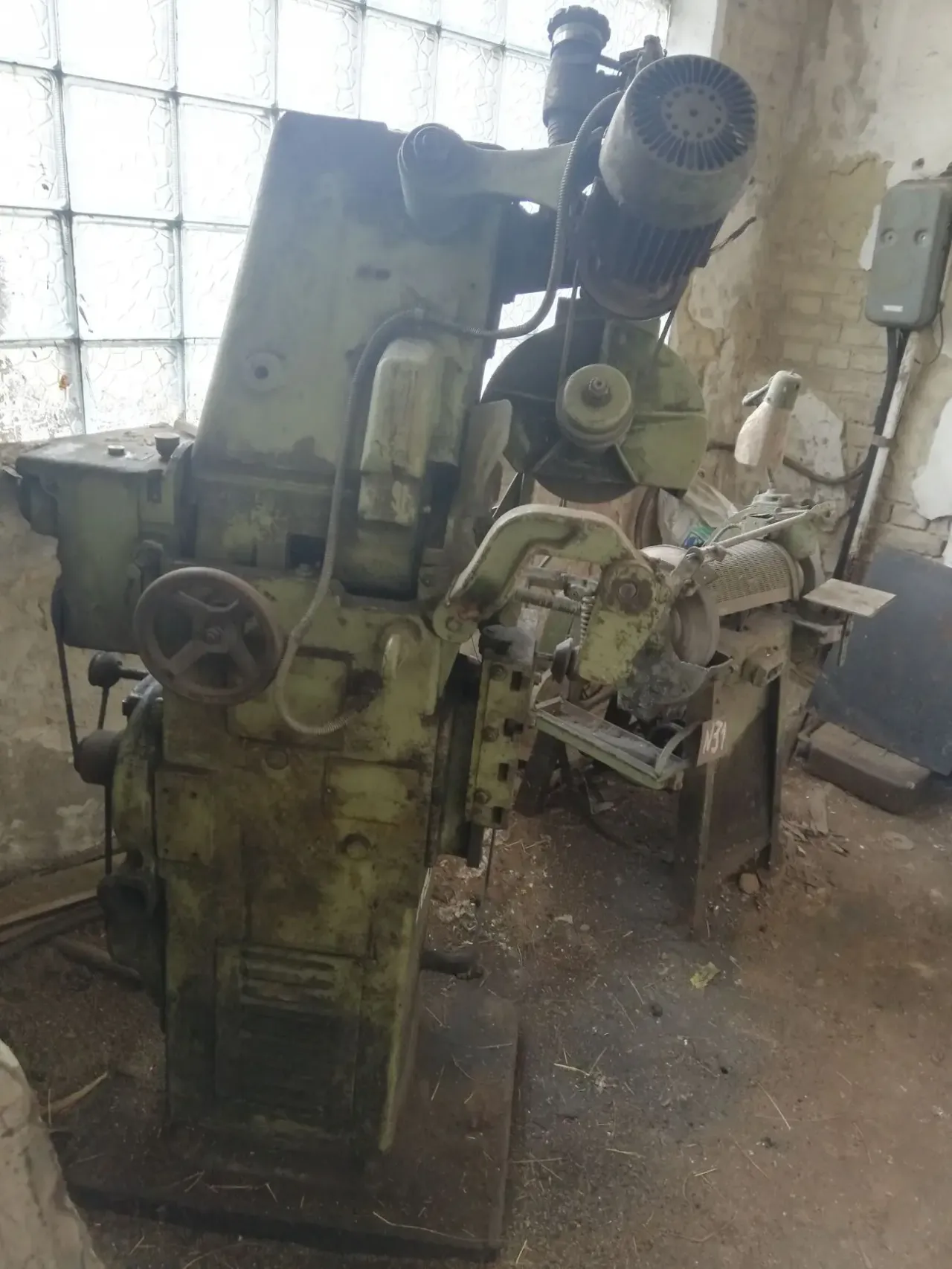 верстат для заточки дискових пил 2