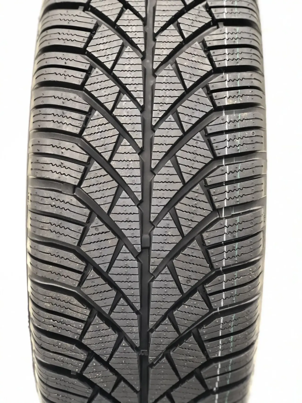 Шини зимові 205/60 R16 92H резина зимняя DOMIN EcoComfort Poland 5