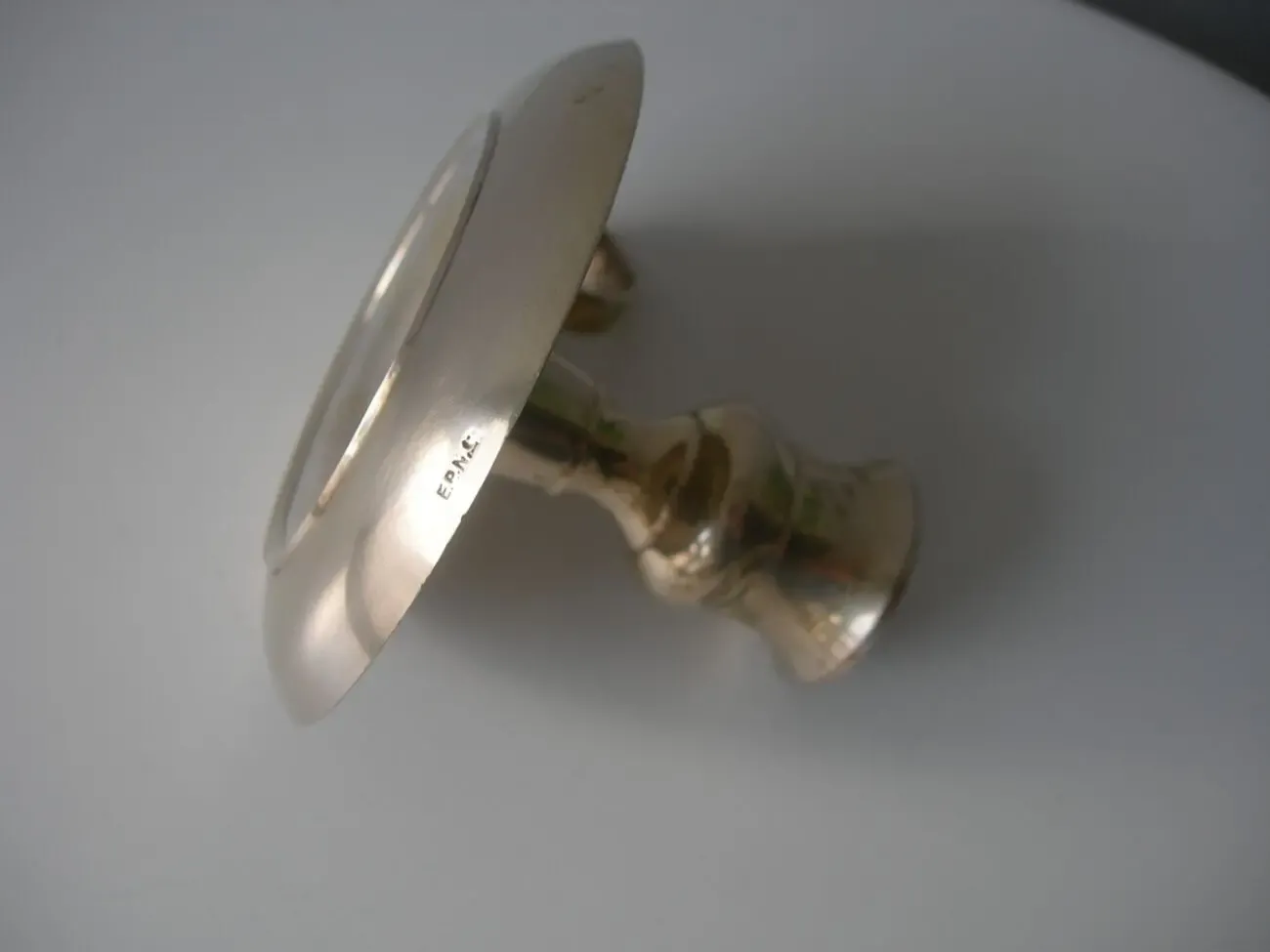 Подсвечник, с ручкой, бронза, Англия, с клеймом 4