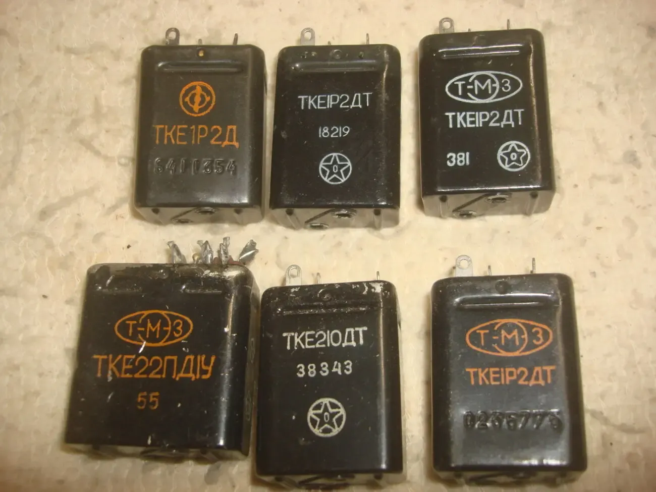 Контакторы  КНЕ  РНЕ  КМ  ТКД  ТКС   ТКЕ 5