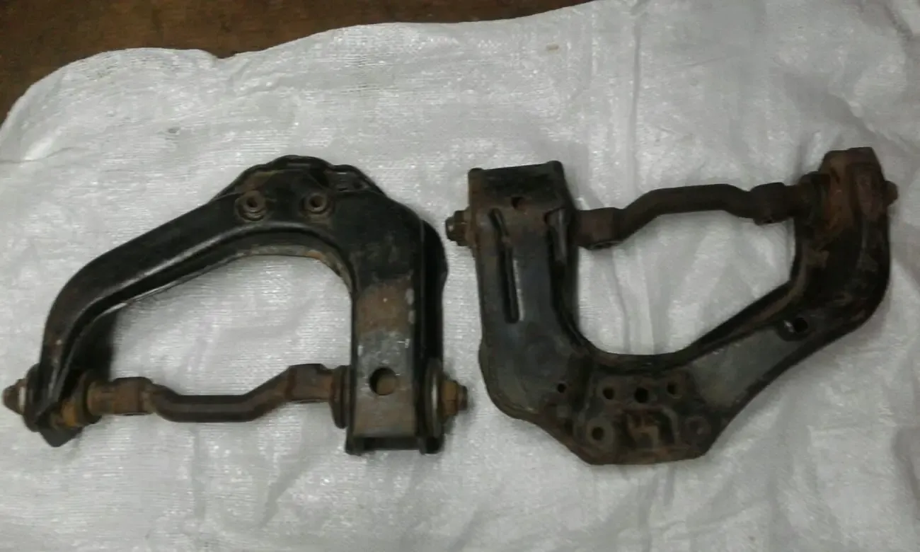 Рычаги подвески, верхние. Toyota 