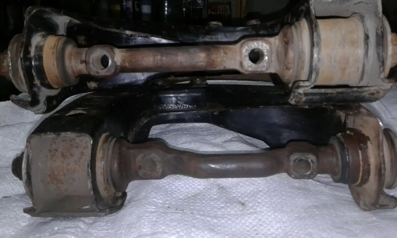 Рычаги подвески, верхние. Toyota 