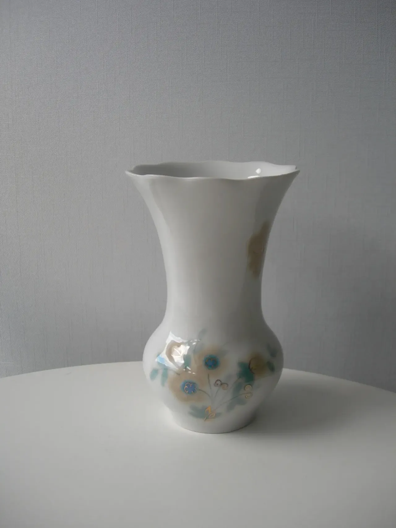 Ваза, фарфор, Полонное, новая 2