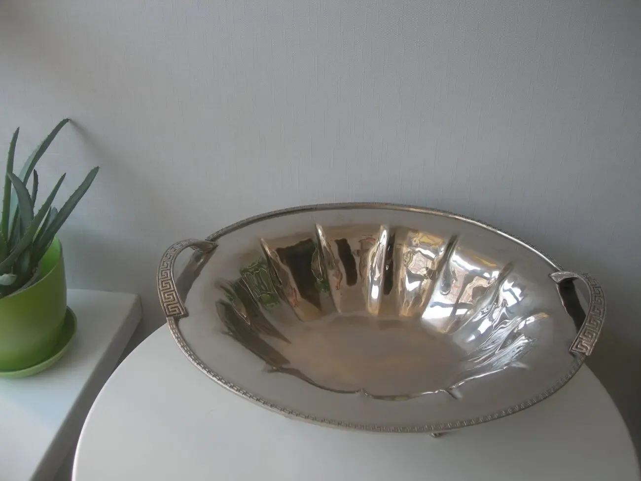 Блюдо, огромное, на лапах, бронза, серебрение, 2 кг, Дания 2