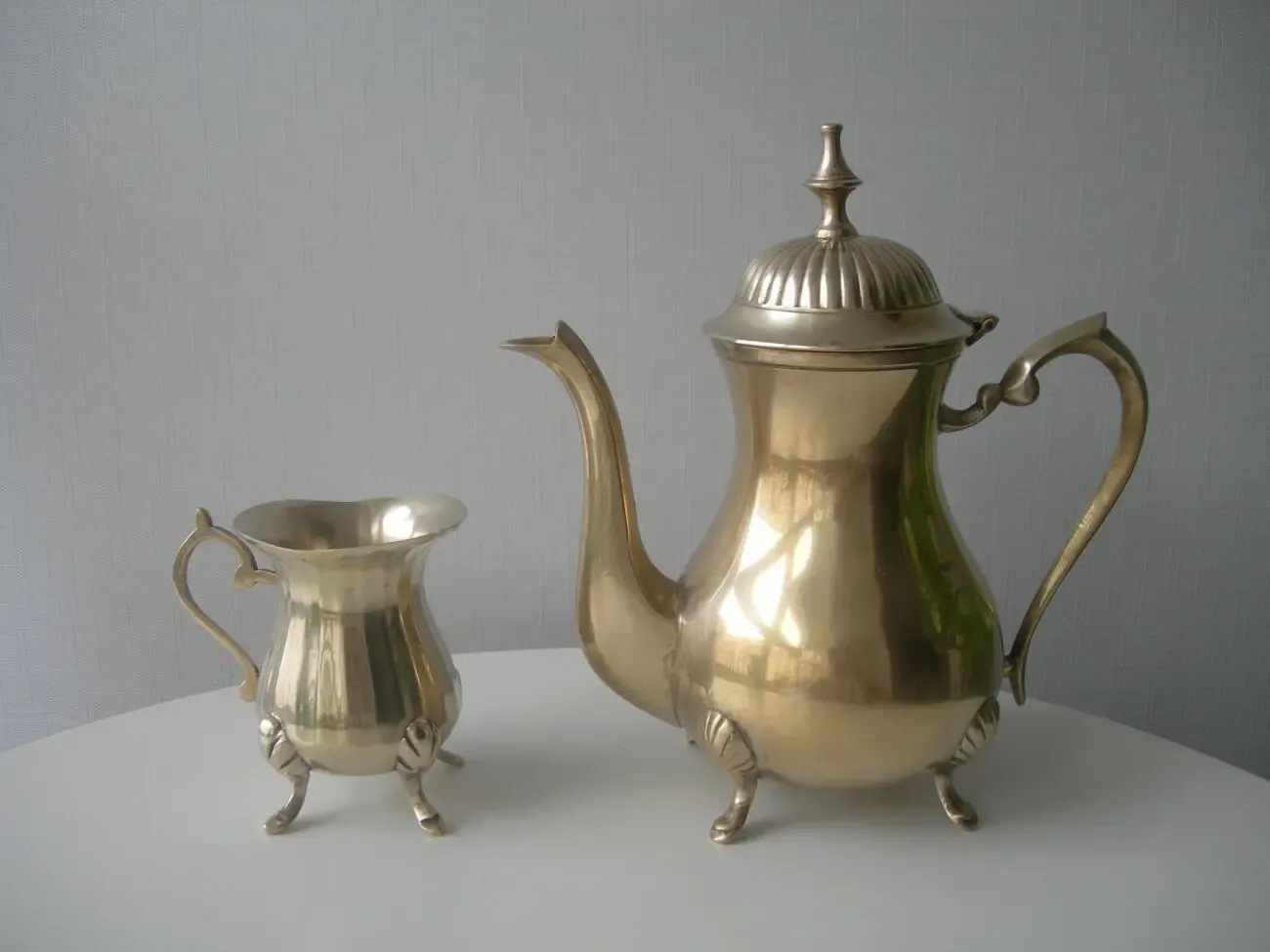 Комплект, чайник, сливочник, на лапах, бронза, 1.4 кг, Англия 6