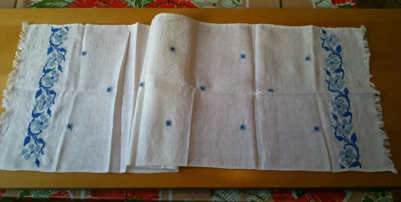 Полотенце лен с ручной вышивкой 2