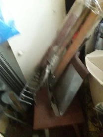 Продам садовый инвентарь лопаты, вилы,грабли