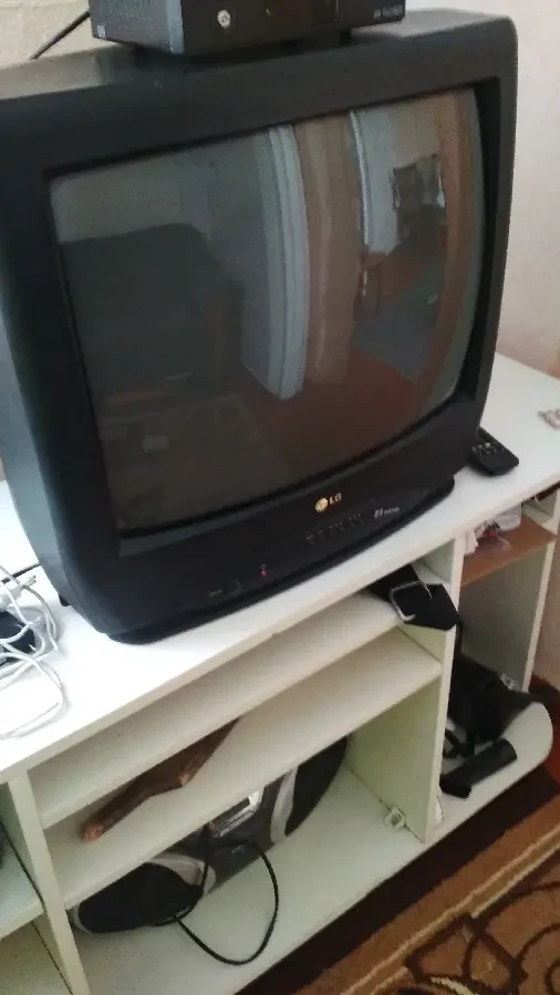 Телевизор LG рабочие 3