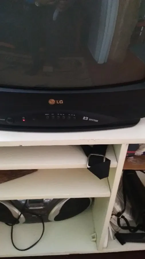 Телевизор LG рабочие 2