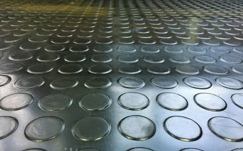 Напольное покрытие автопкрытие резиновое автодорожка настил садовая