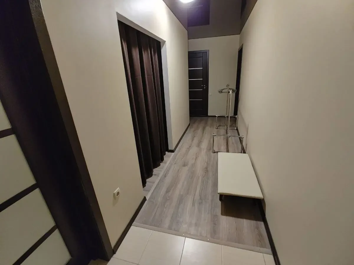 3-к квартира Тополь-1. Эпиценр, Подстанция, Дафи. 9 мест. 6